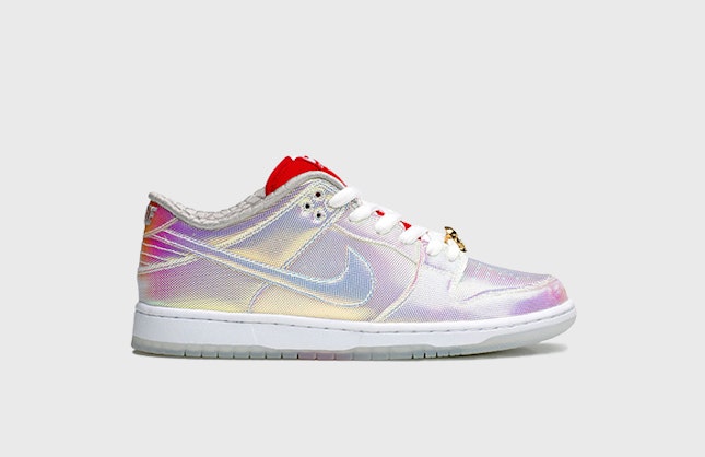 Concepts x Nike SB Dunk Low “Grail”