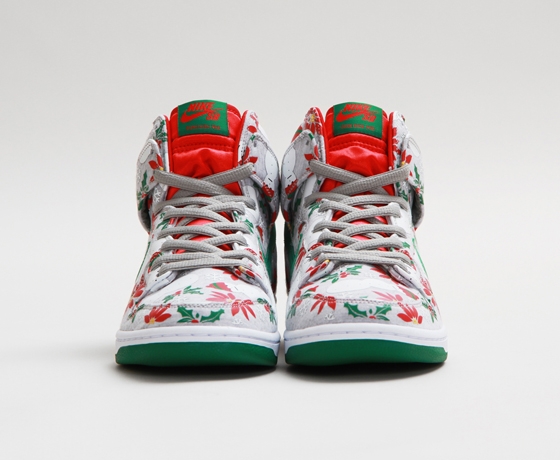 sb dunk ugly christmas