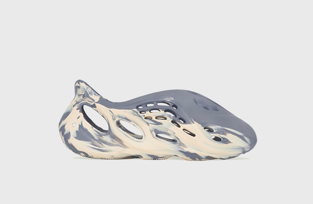 adidas Yeezy Foam Runner “MXT Moon Grey” adidas Yeezy Foam Runner “MXT Moon Grey”