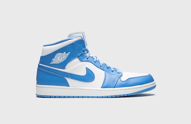 Air Jordan 1 Mid "UNC"