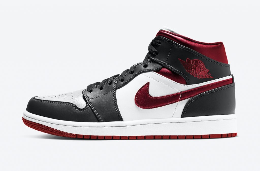 Air Jordan 1 Mid “Metallic Red”