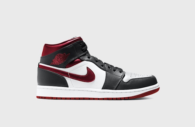 Air Jordan 1 Mid “Metallic Red”