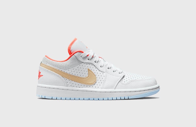 Air Jordan 1 Low "White Sesame"