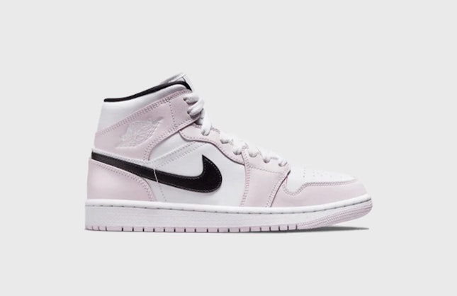 Air Jordan 1 Mid Wmns “Barely Rose”