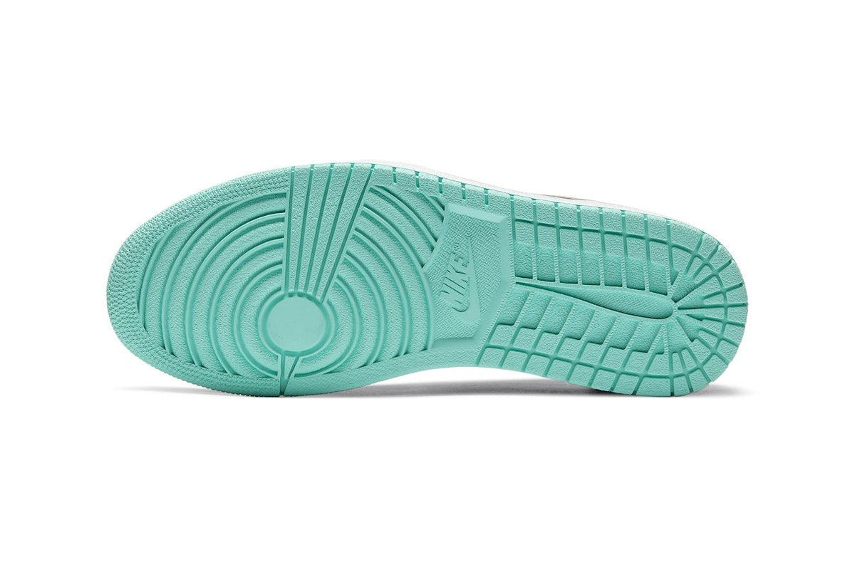 Air Jordan 1 Low SE "Tropical Twist"