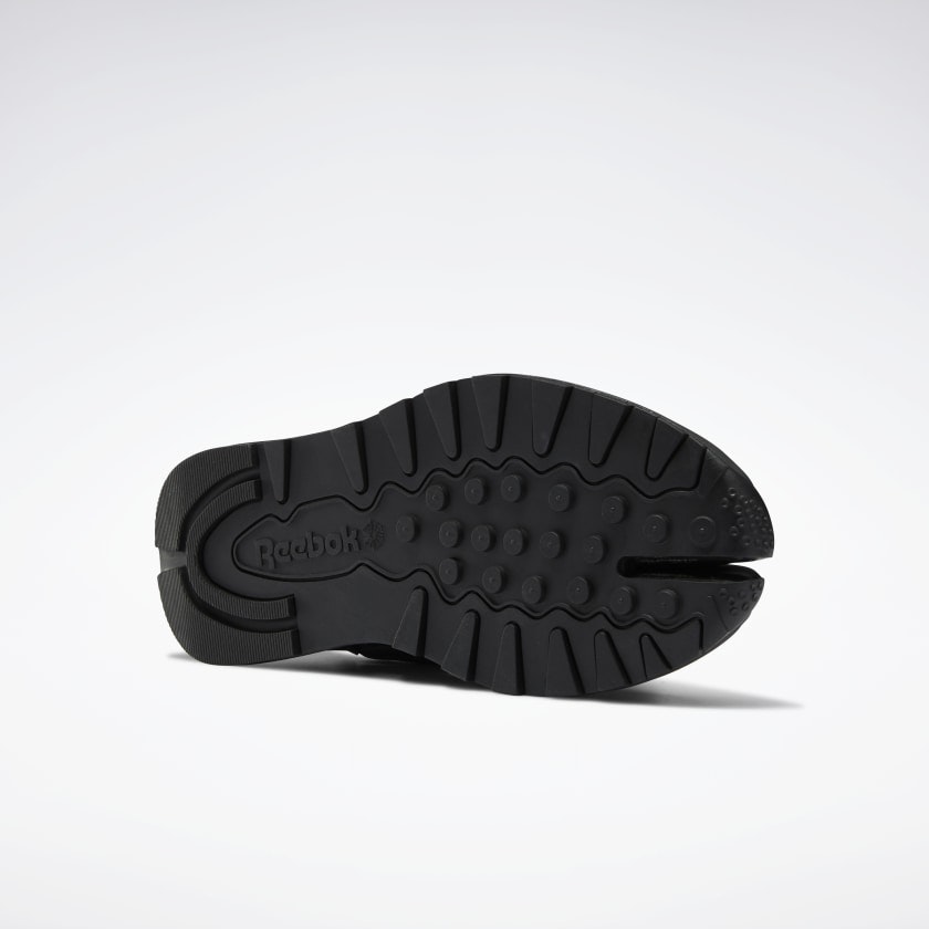 Maison Margiela x Reebok Classic Leather Tabi High "Triple Black"
