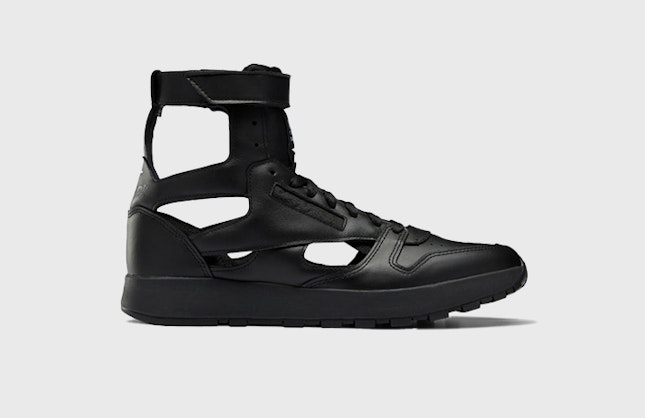 Maison Margiela x Reebok Classic Leather Tabi High "Triple Black"
