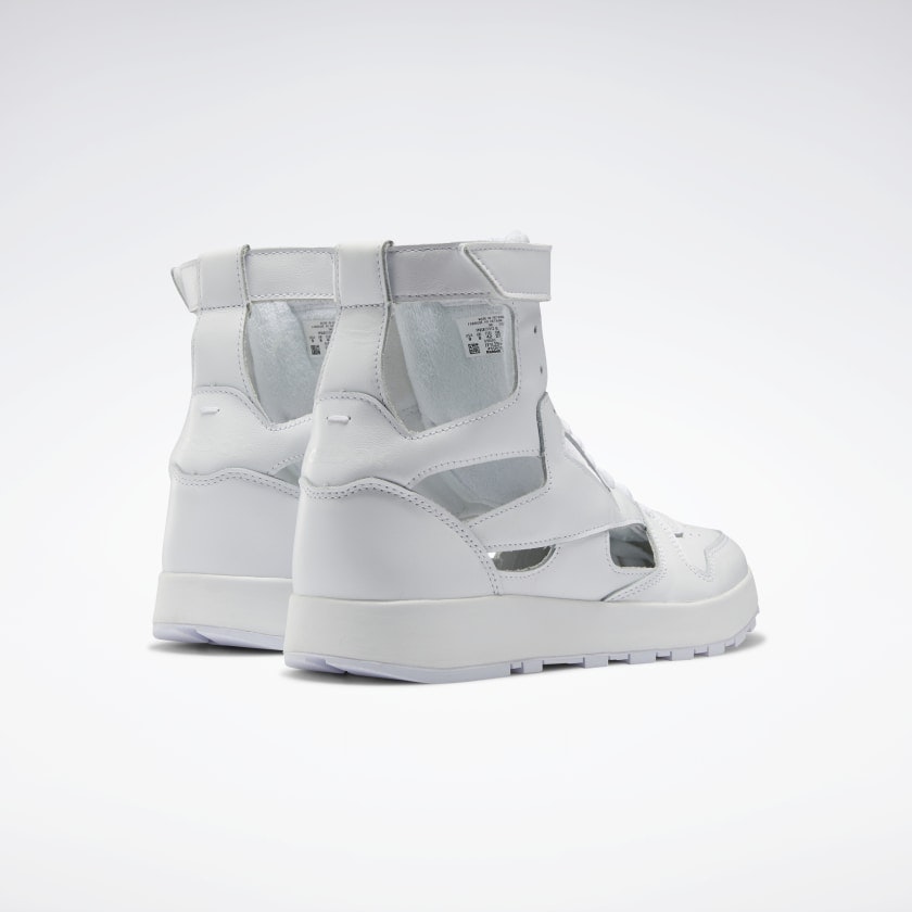 Maison Margiela x Reebok Classic Leather Tabi High "Triple White"