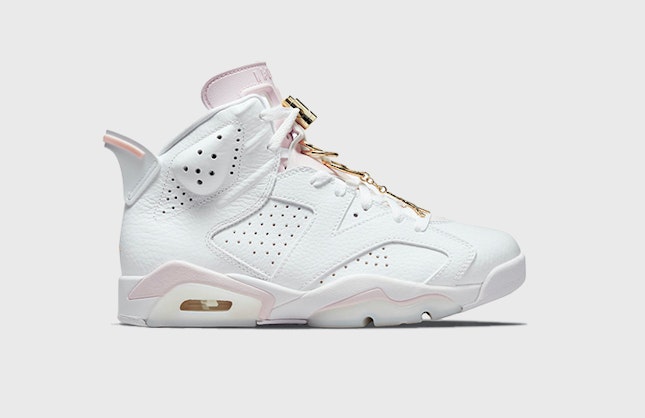 Air Jordan 6 Wmns “Gold Hoops”
