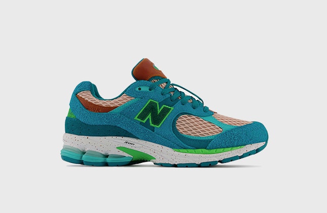 Salehe Benbury x New Balance 2002R "Team Teal" Salehe Benbury x New Balance 2002R "Team Teal"