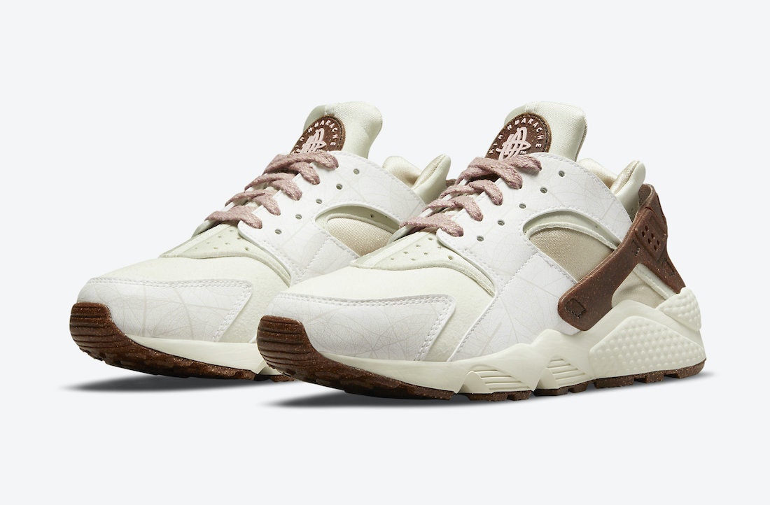 Nike Air Huarache Wmns “Rattan”