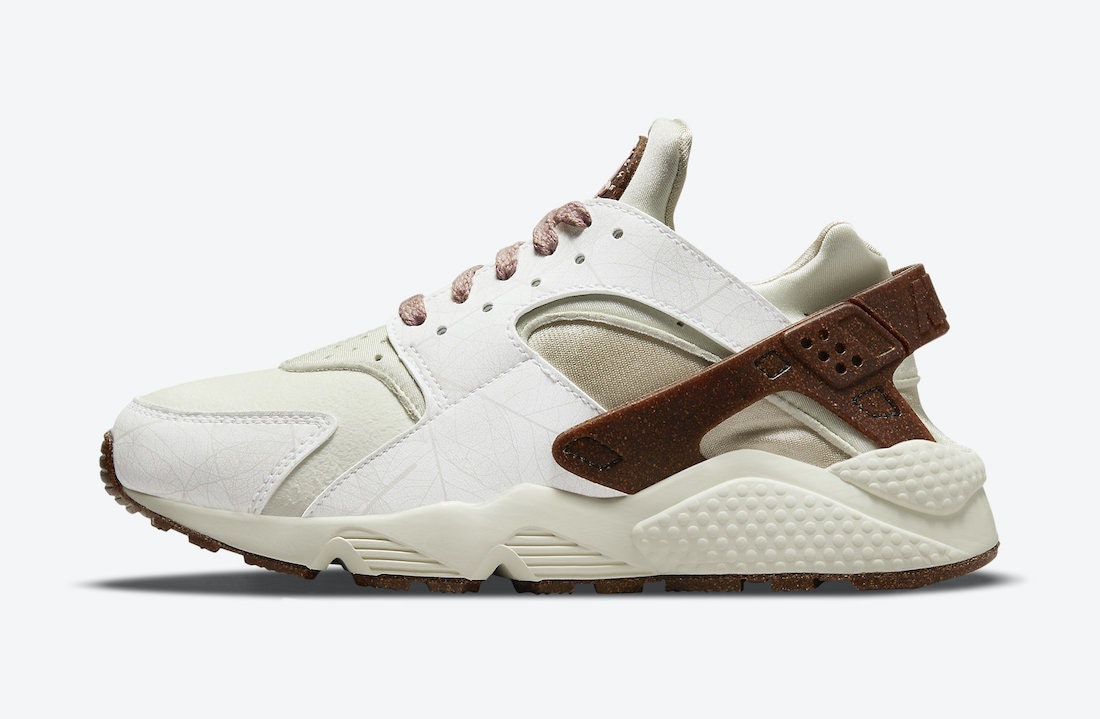 Nike Air Huarache Wmns “Rattan”