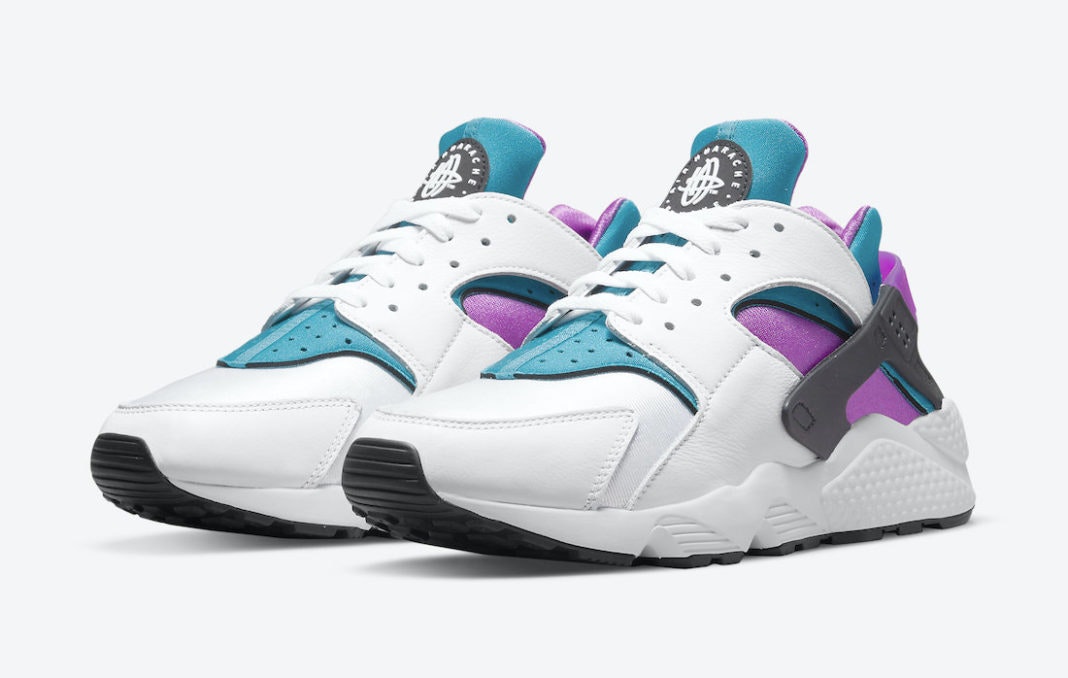 Nike Air Huarache OG “Deep Magenta”