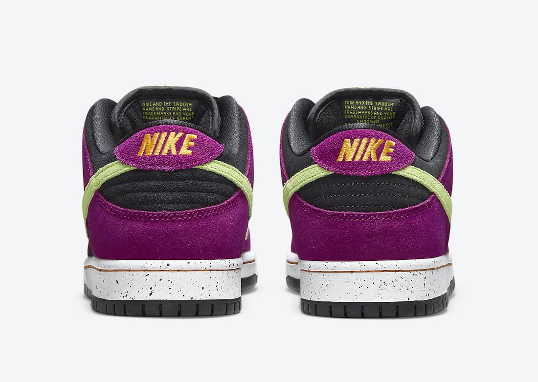 Nike SB Dunk Low ACG “Red Plum”