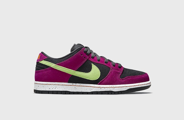 Nike SB Dunk Low ACG “Red Plum”