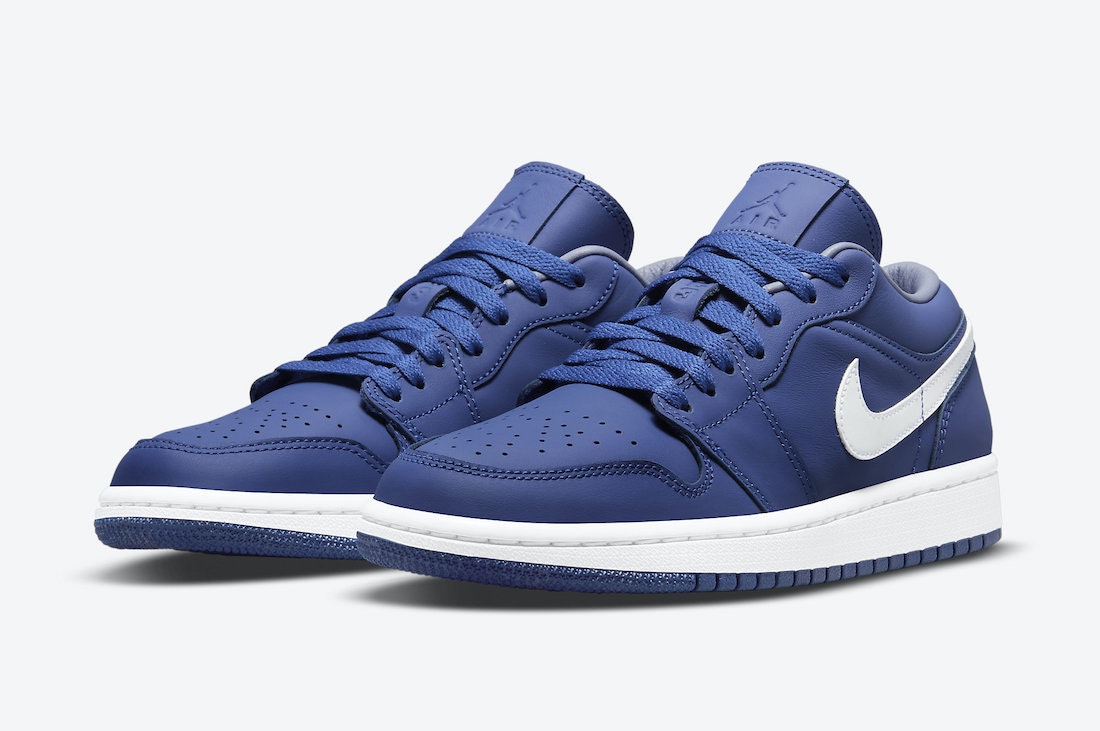 Air Jordan 1 Low “Deep Royal”