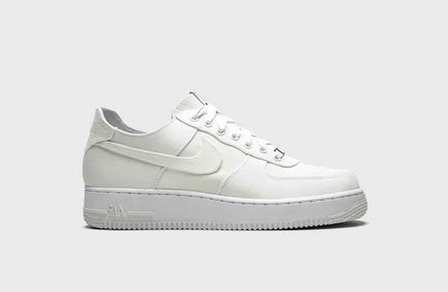 Dover Street Market x Nike Air Force 1 Low "Cream" Dover Street Market x Nike Air Force 1 Low "Cream"