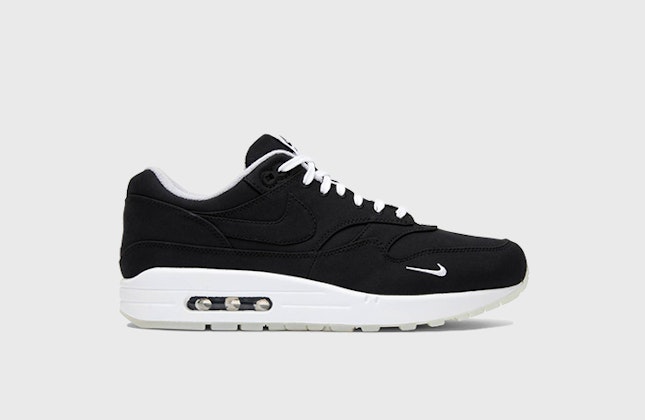 Dover Street Market x Nike Air Max 1 "Black" Dover Street Market x Nike Air Max 1 "Black"