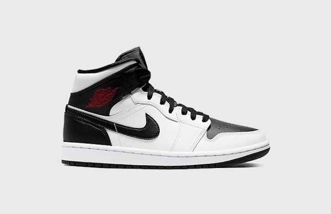 Air Jordan 1 Mid "Reverse Black Toe"