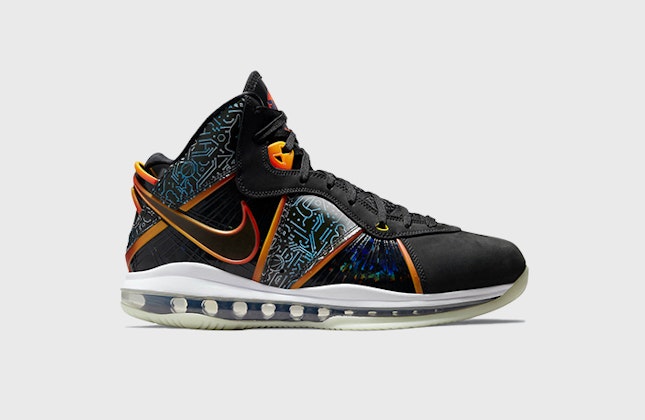 Space Jam x Nike LeBron 8 "Tune Squad"