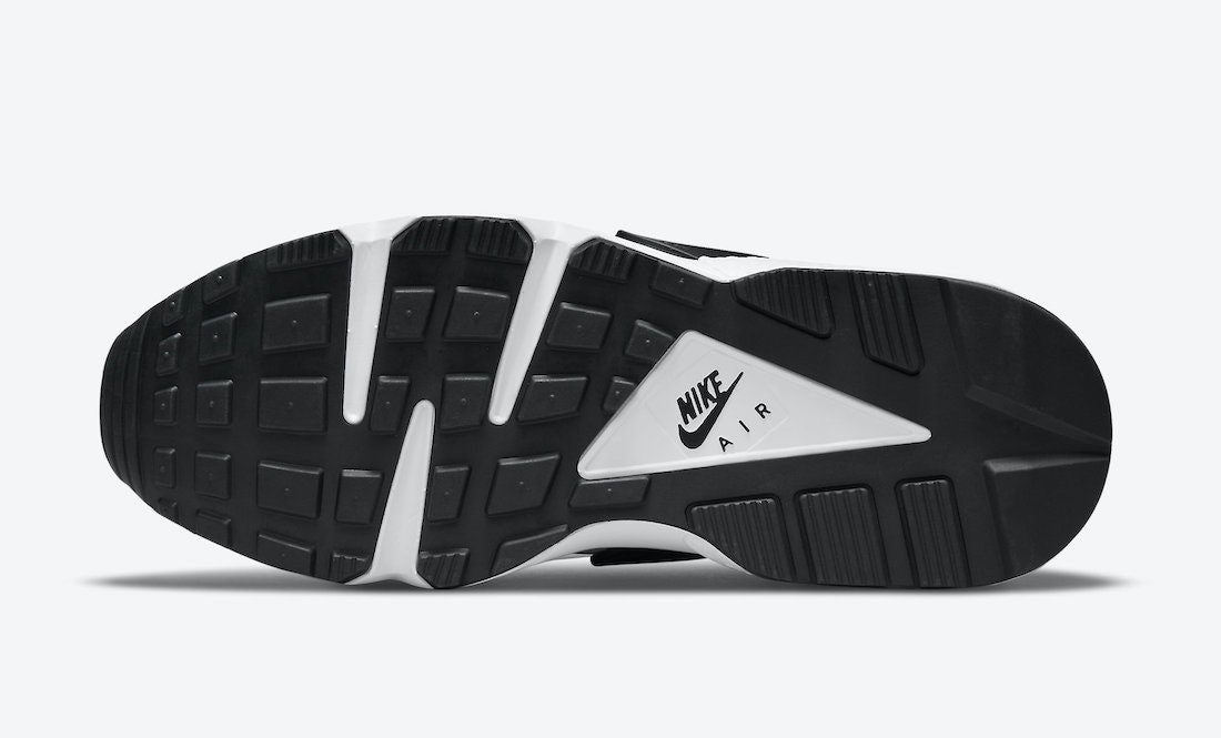 Nike Air Huarache “Concord”