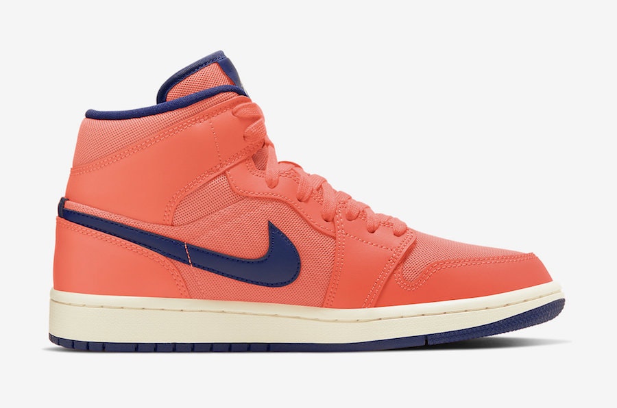 Air Jordan 1 Mid "Blue Void"