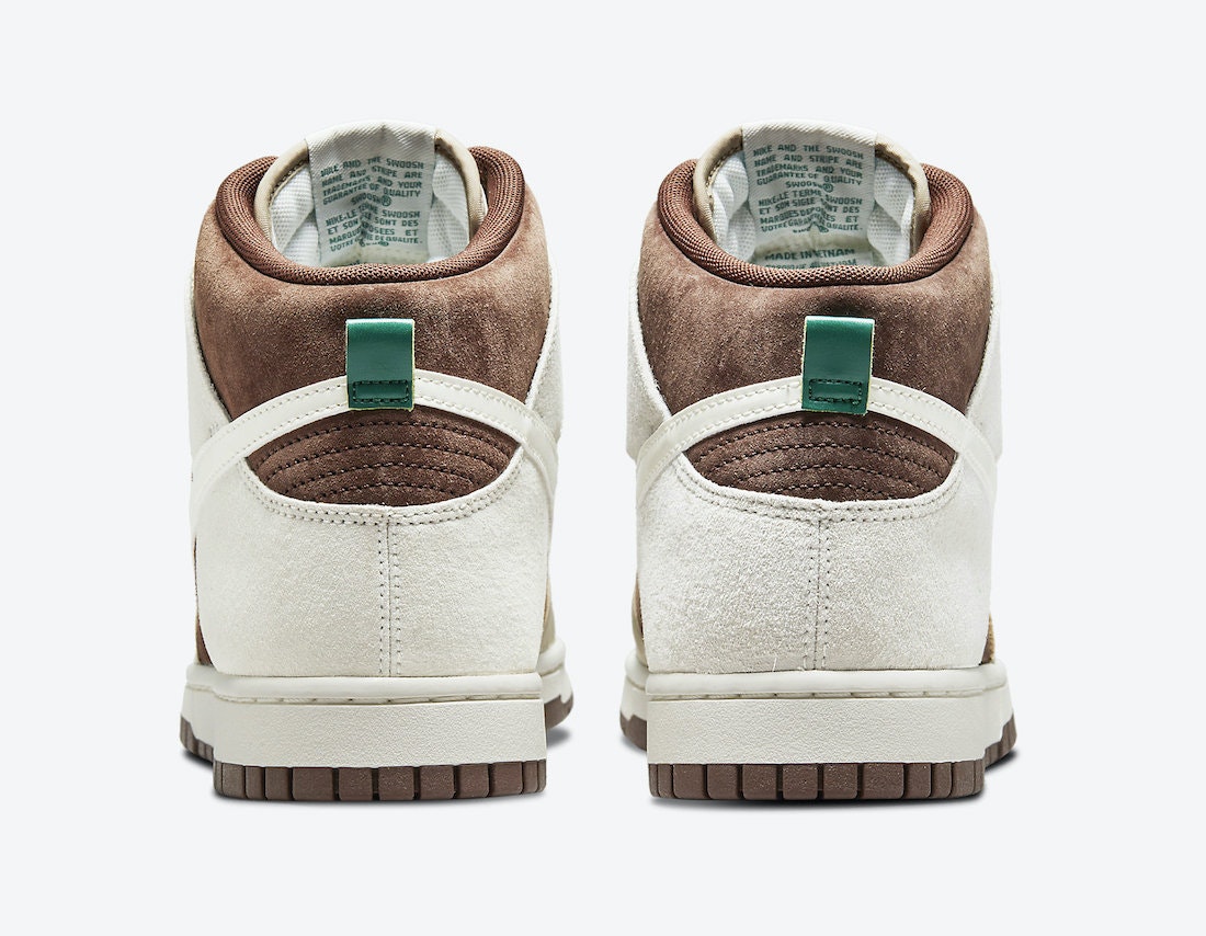 Nike Dunk High “Light Chocolate”