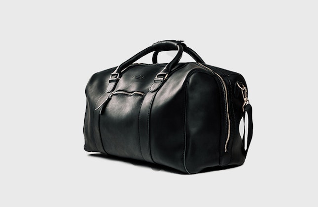 HEAT MVMNT Premium Sneaker Duffle Bag HEAT MVMNT Premium Sneaker Duffle Bag