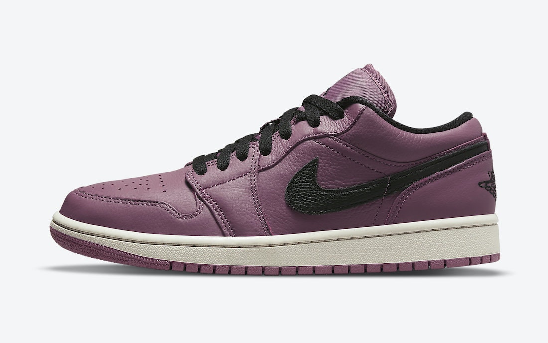 Air Jordan 1 Low "Mulberry"