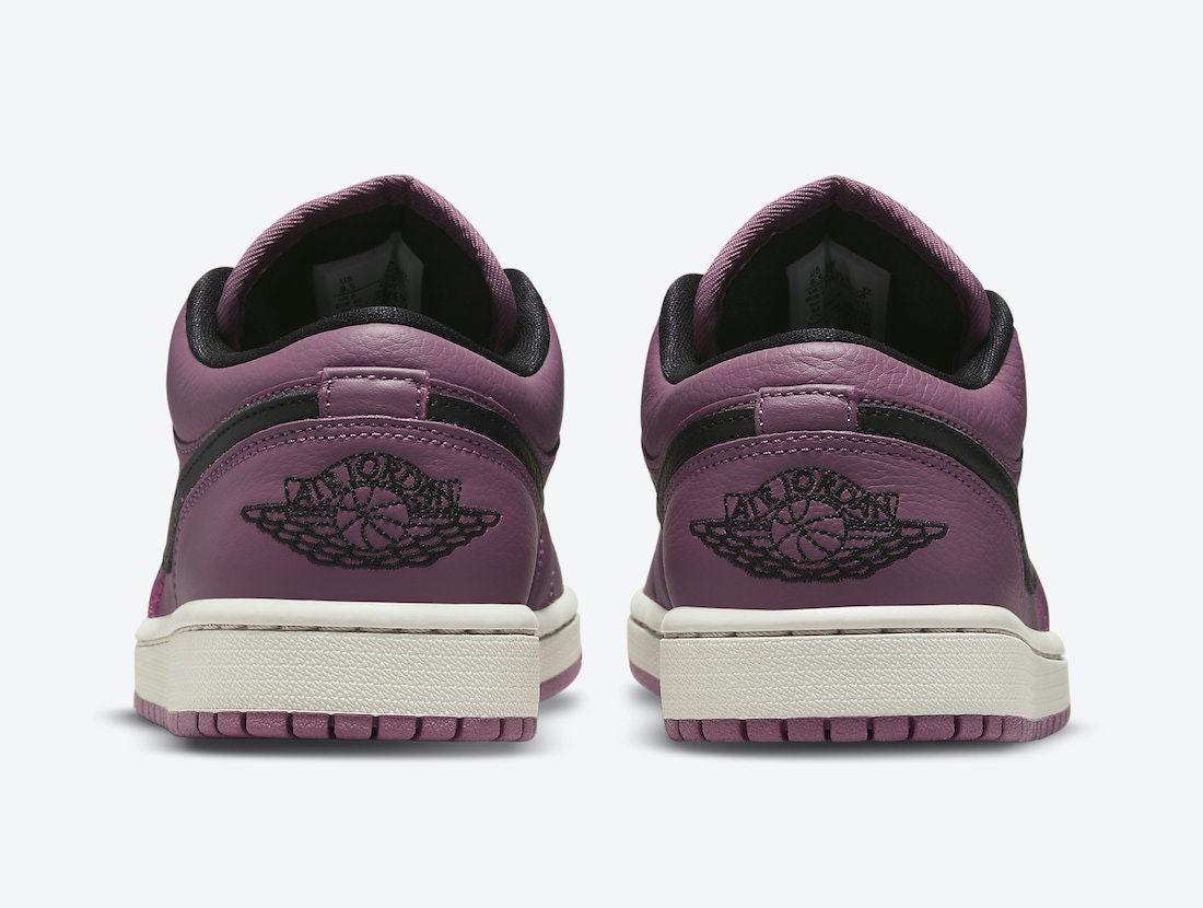 Air Jordan 1 Low "Mulberry"