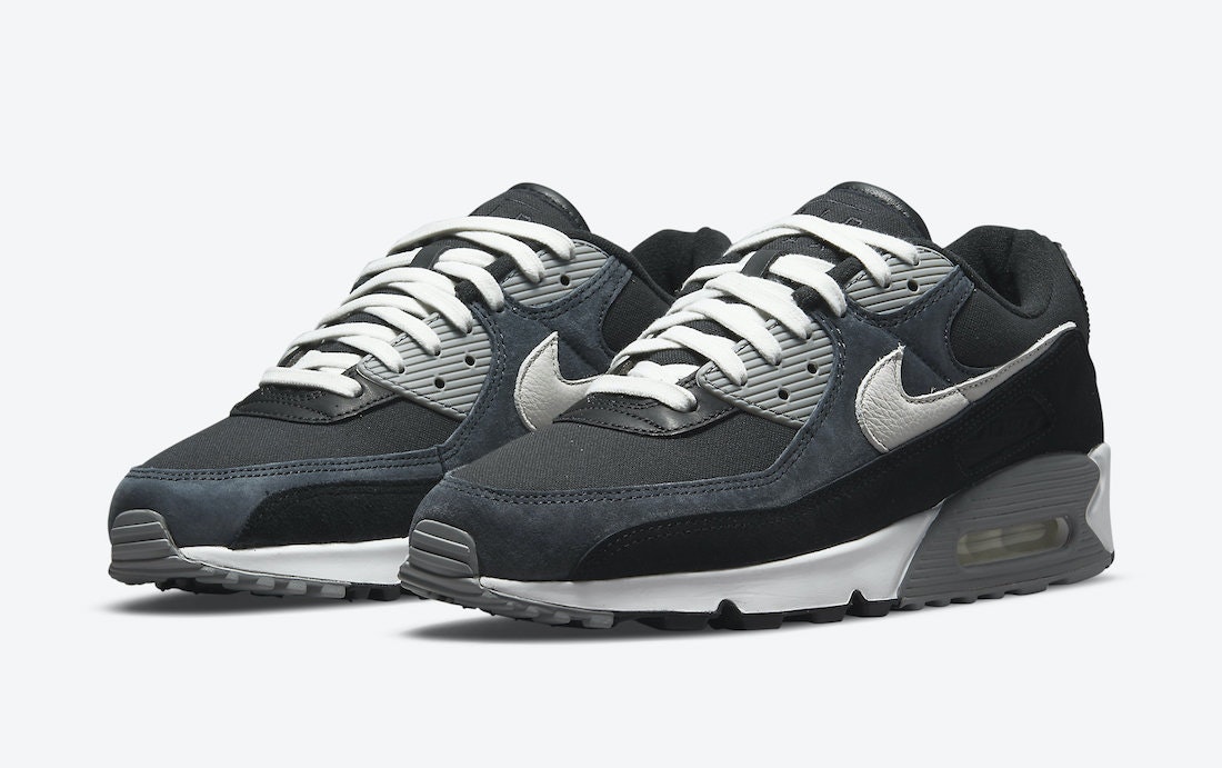 Nike Air Max 90 " Off Noir"