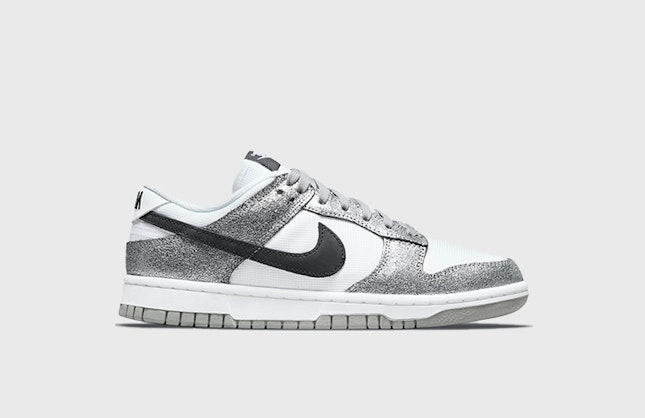 Nike Dunk Low "Cracked Silver"