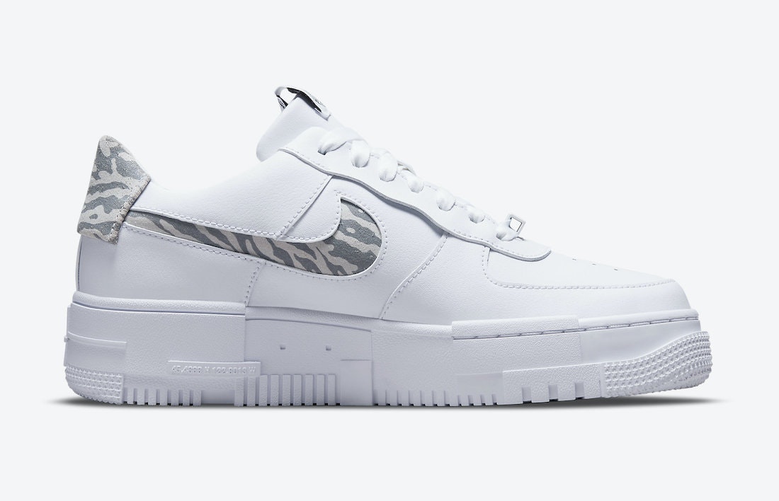 Nike Air Force 1 Pixel "Zebra"