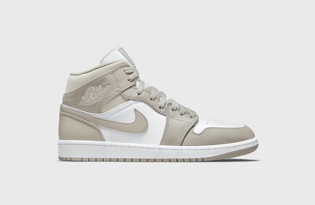 Air Jordan 1 Mid “Linen”