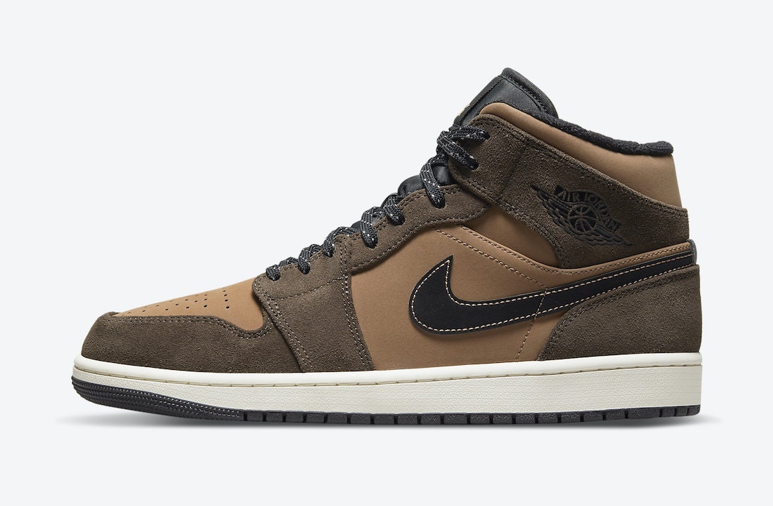 Air Jordan 1 Mid "Mocha"