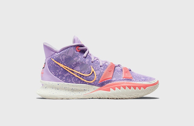 Nike Kyrie 7 “Daughters” Nike Kyrie 7 “Daughters”