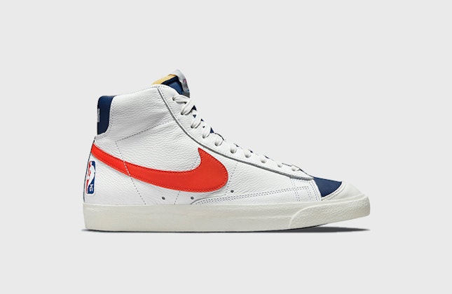 NBA x Nike Blazer Mid ’77 EMB “Knicks” NBA x Nike Blazer Mid ’77 EMB “Knicks”