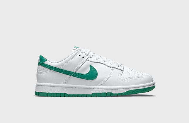 Nike Dunk Low "Lucky Green"