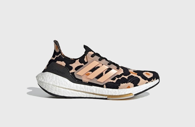 Marimekko x adidas Ultra Boost 21 "Halo Blush" Marimekko x adidas Ultra Boost 21 "Halo Blush"