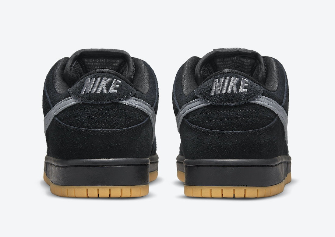 Nike SB Dunk Low "Fog"