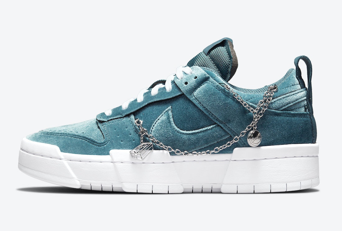 Nike Dunk Low Disrupt "Lucky Charms"