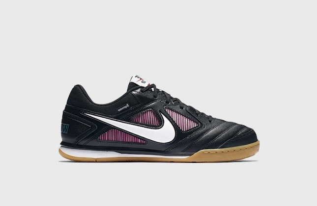 Supreme x Nike SB Gato "Spirit Black" Supreme x Nike SB Gato "Spirit Black"