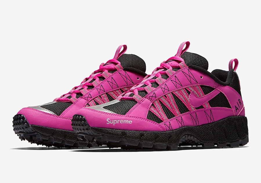 Supreme x Nike Air Humara ’17 "Fire Pink"