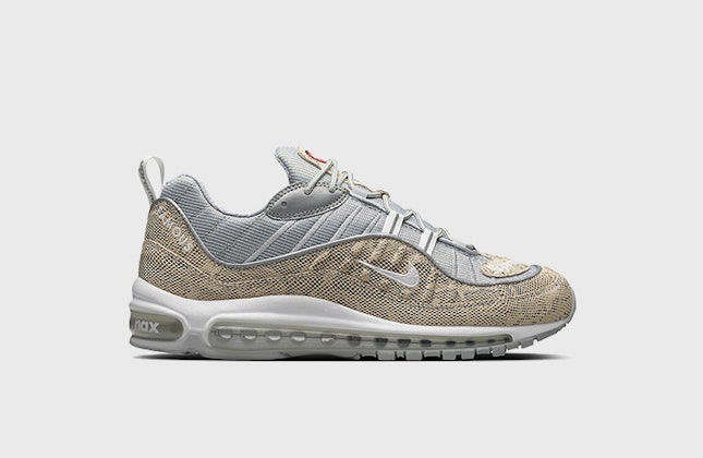 Supreme x Nike Air Max 98 “Silver Snakeskin” Supreme x Nike Air Max 98 “Silver Snakeskin”