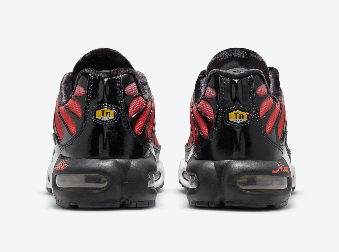 Nike Air Max Plus "Sisterhood"