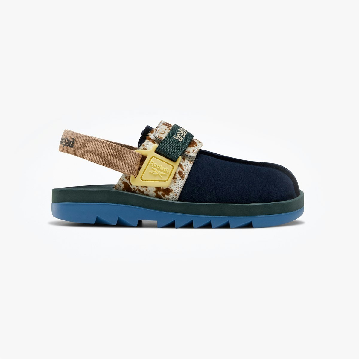 Brain Dead x Reebok Beatnik "Collegiate Navy" Brain Dead x Reebok Beatnik "Collegiate Navy"