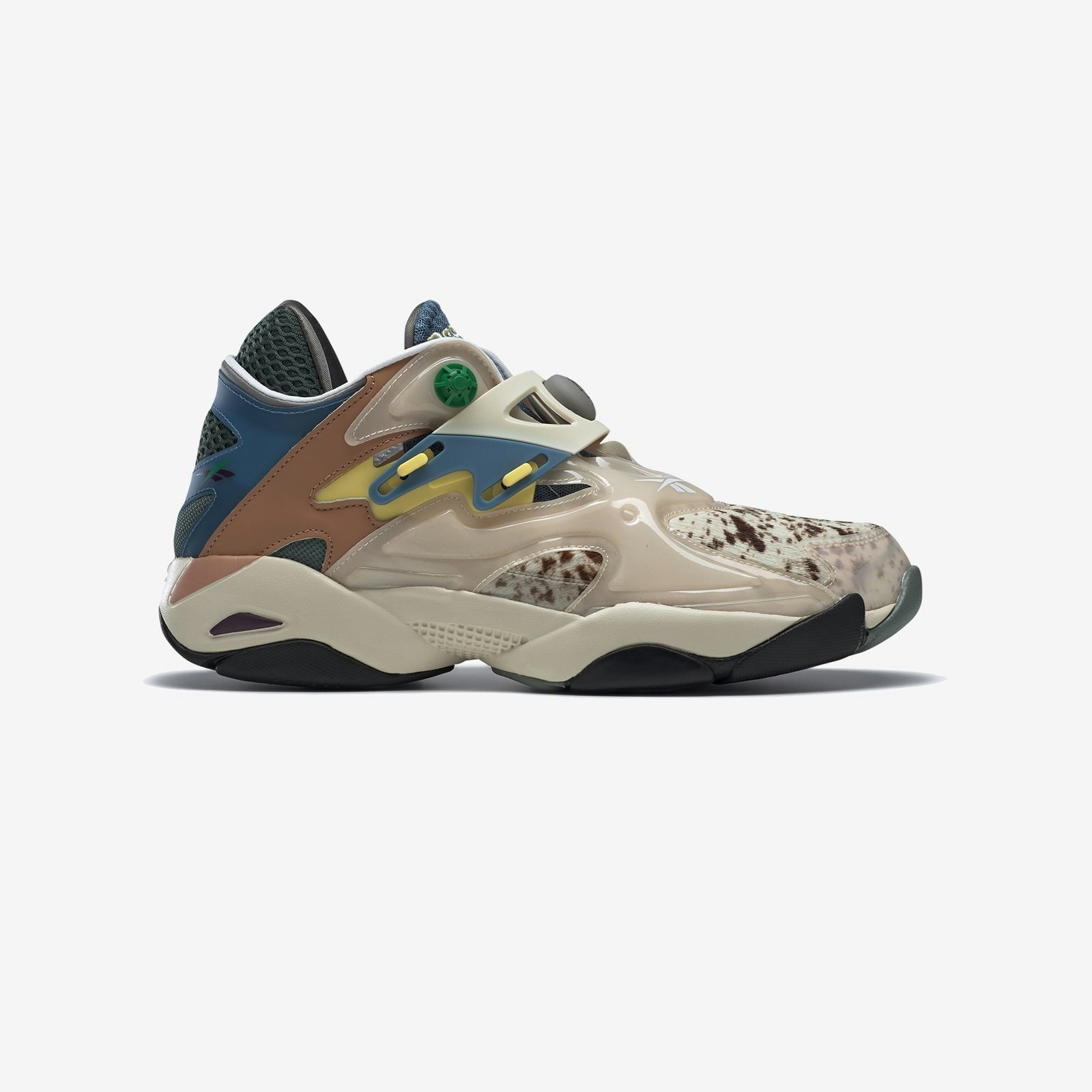 Brain Dead x Reebok Pump Court "Paper White"
