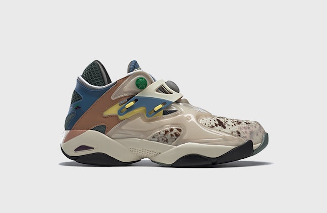 Brain Dead x Reebok Pump Court "Paper White" Brain Dead x Reebok Pump Court "Paper White"