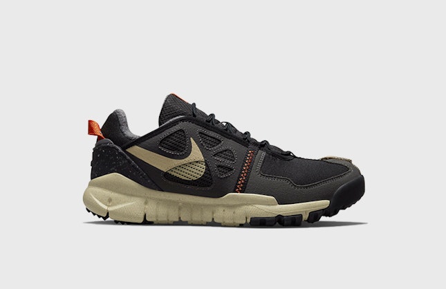 Nike Free Terra Vista "Black Canvas"