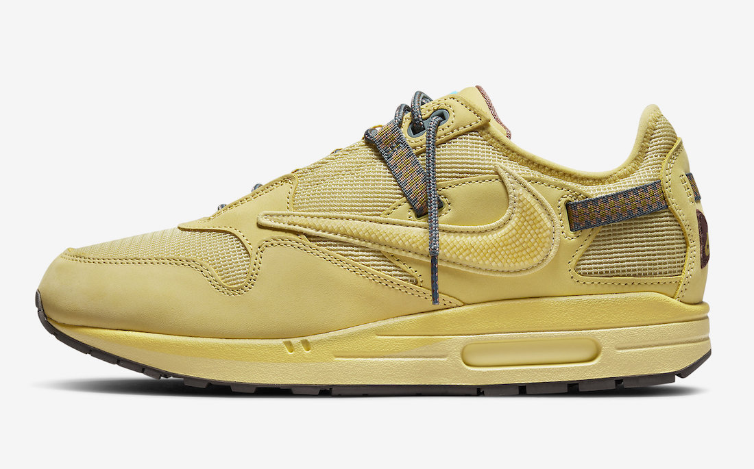 gold nike air max 1